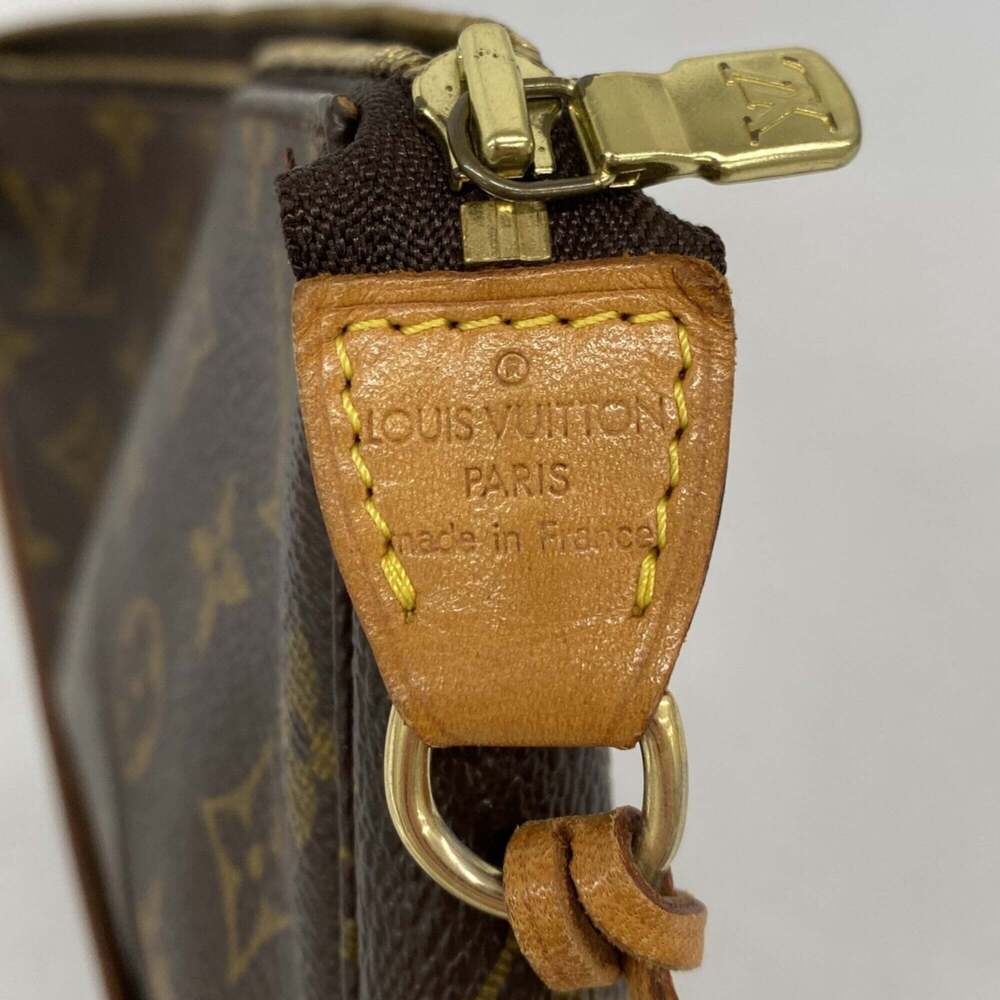 LOUIS VUITTON Authentic Brown Monogram Pochette Pouch - Picture 5 of 9